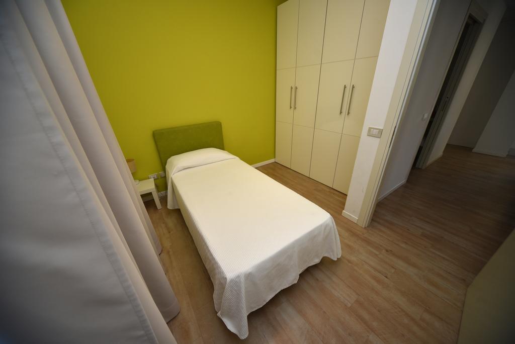 Sound Suite Hotel Riccione Ruang foto